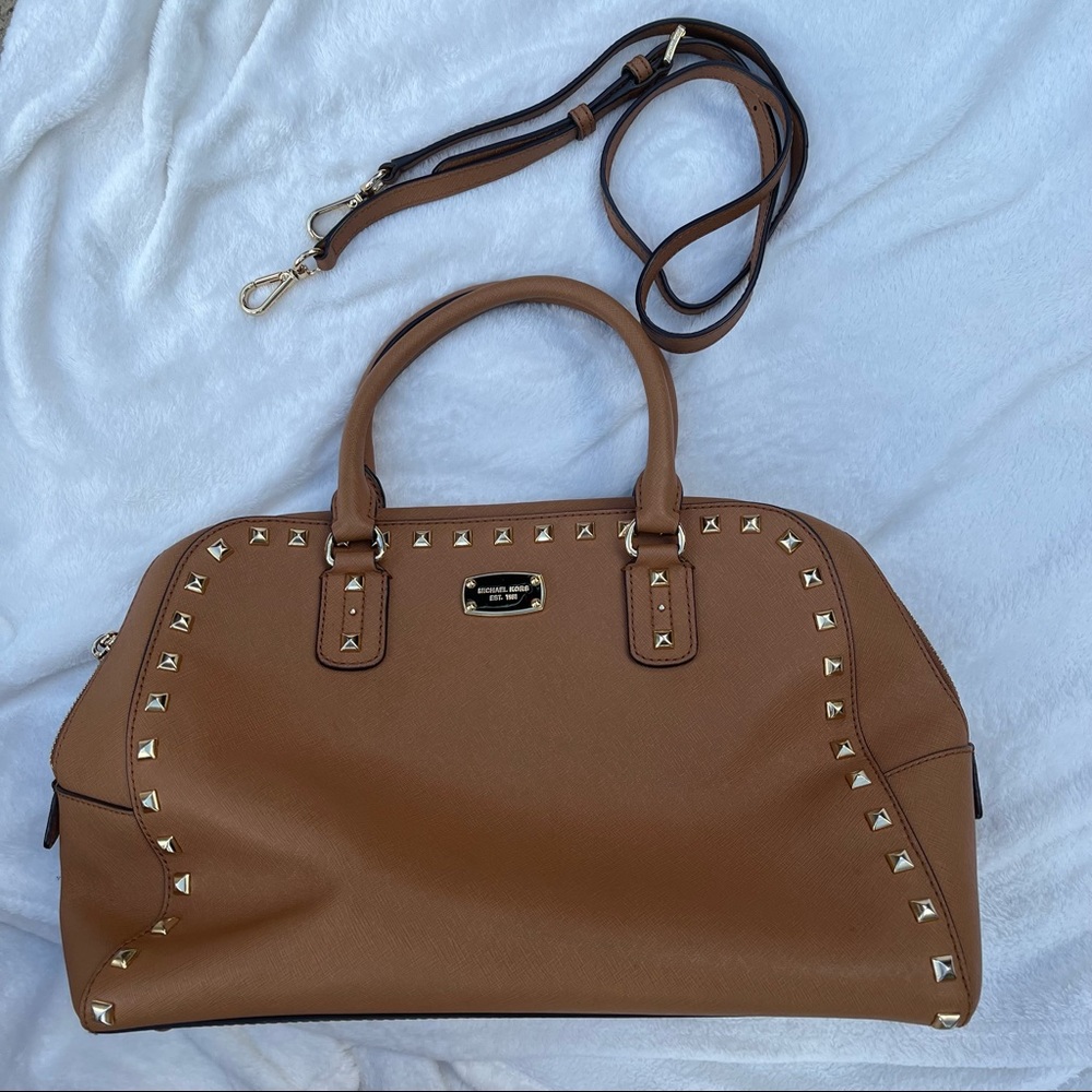 Michael Kors  purse with gold studs zip closure strap included color luggage tan
